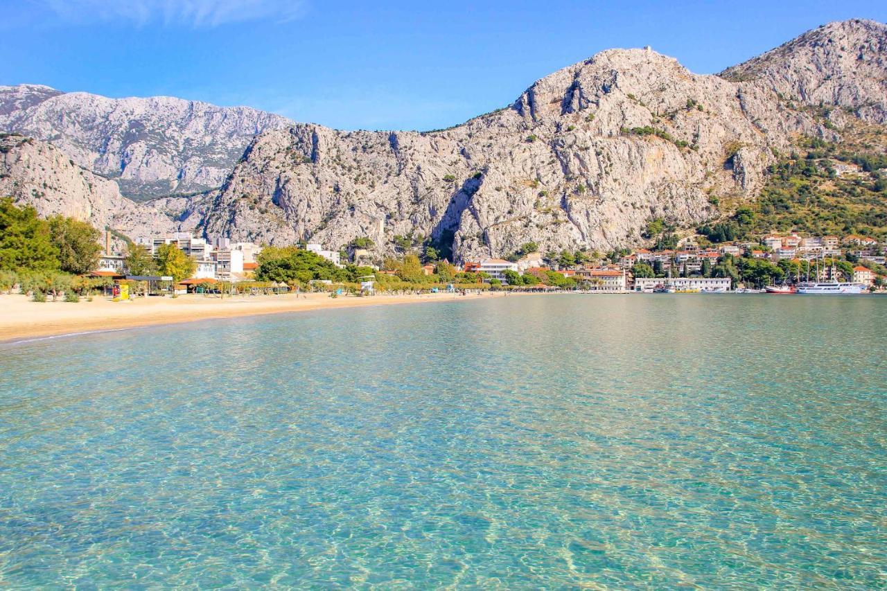 Apartman Ante Apartment Zvecanje Bagian luar foto
