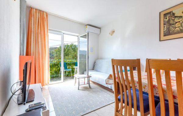 Apartman Ante Apartment Zvecanje Bagian luar foto
